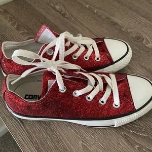 Converse Red Shoes sz 6 womens